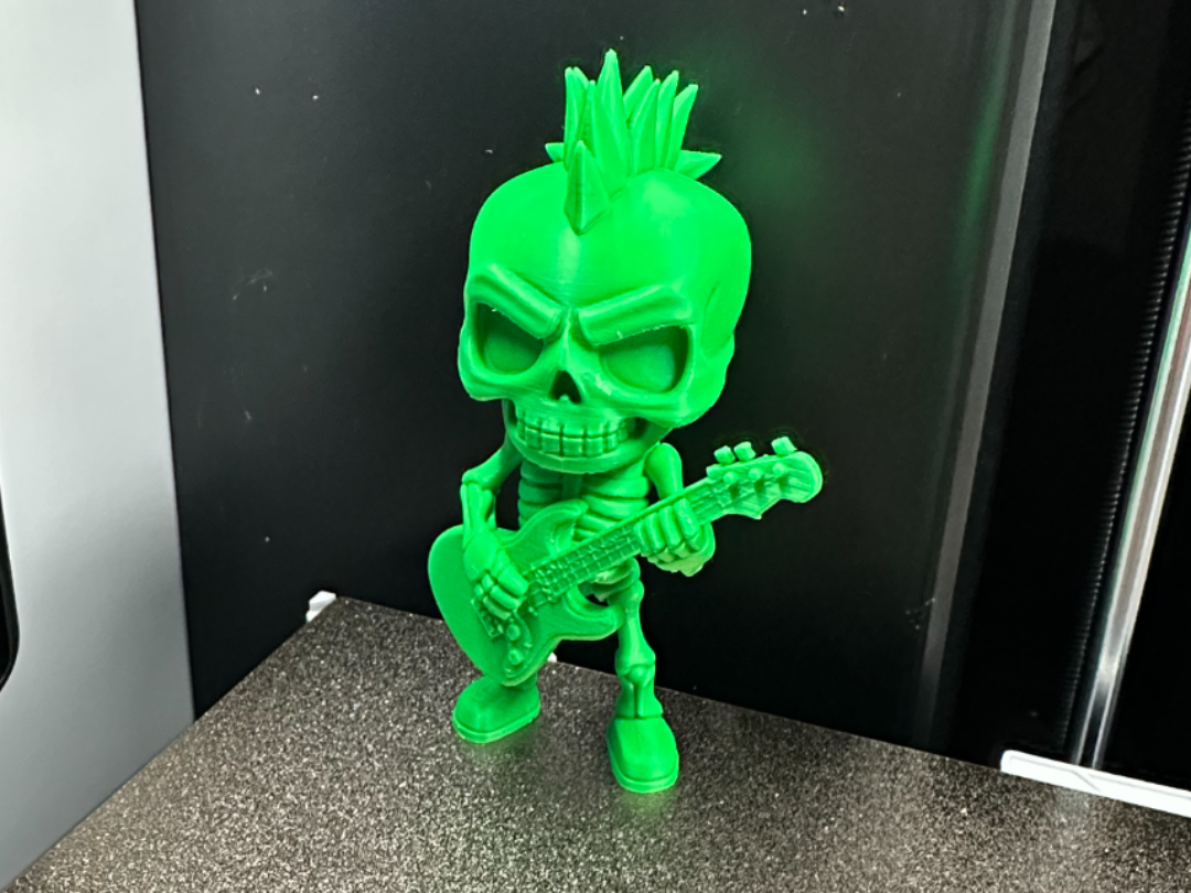 Esqueleto Guitarrista Bones McShred impresa en 3D por ForgeLab